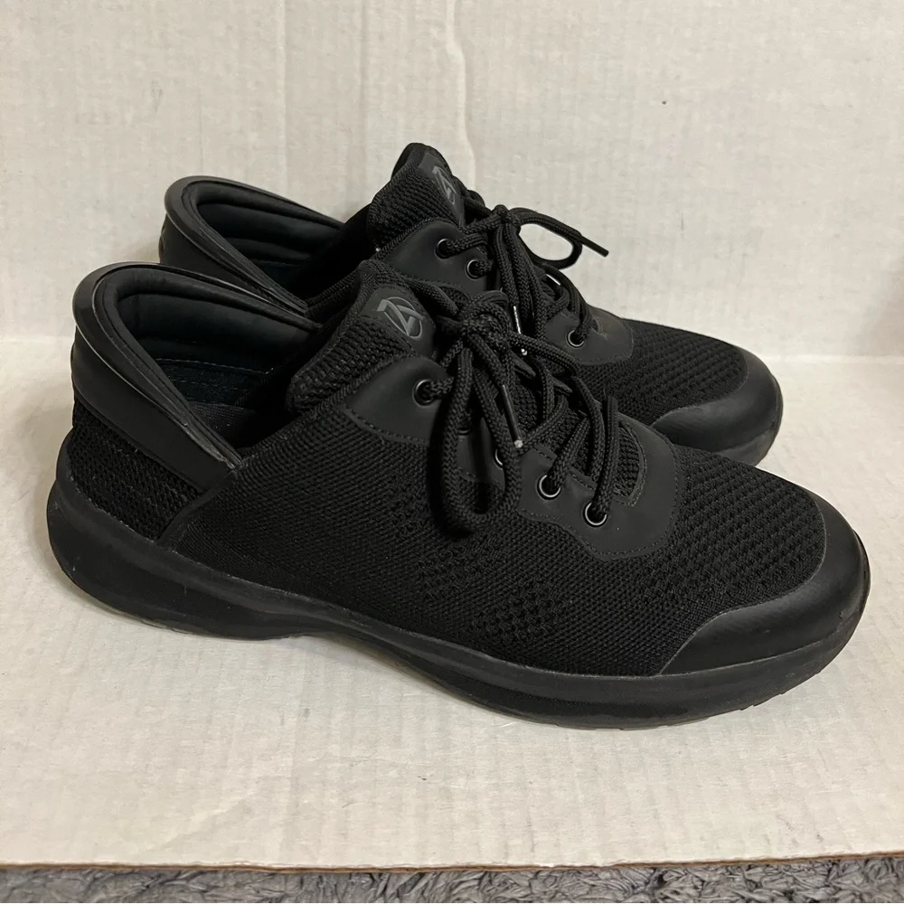 MEN'S ZEBA HANDS-FREE TENNIS SHOES